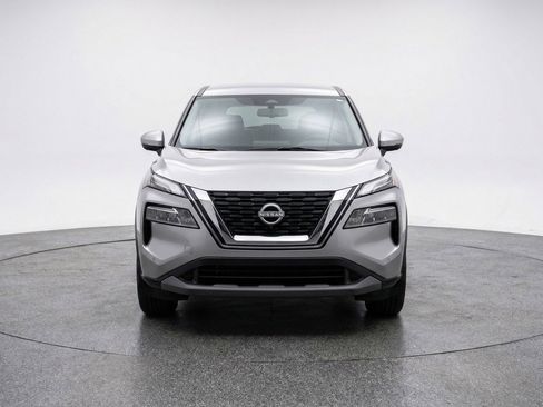 Used 2025 Nissan Rogue SV FWD image 1