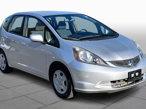 Used 2013 Honda Fit image 2