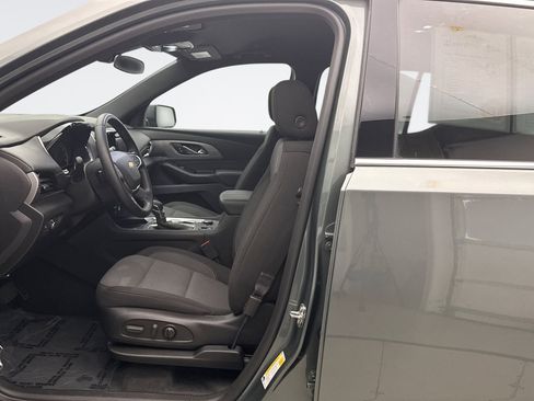Used 2023 Chevrolet Traverse LT AWD/4WD image 11