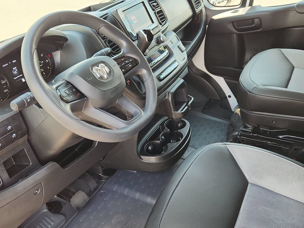 Used 2025 RAM ProMaster 2500 w/ Convenience Group FWD image 8