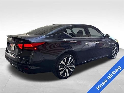 Used 2020 Nissan Altima 2.5 Platinum AWD/4WD image 5