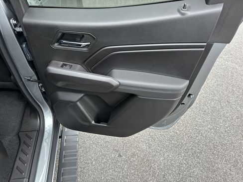 Certified 2023 GMC Canyon Elevation image 17