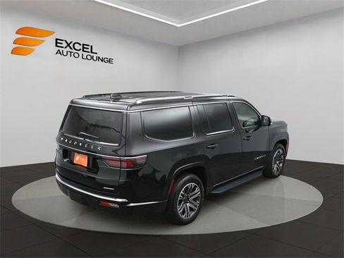 Used 2023 Jeep Wagoneer Series II image 52