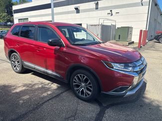 Used 2018 Mitsubishi Outlander SE AWD/4WD video 1