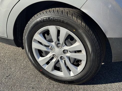 Certified 2022 Kia Soul LX image 8