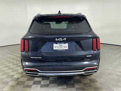 Certified 2023 Kia Sorento SX Prestige image 26