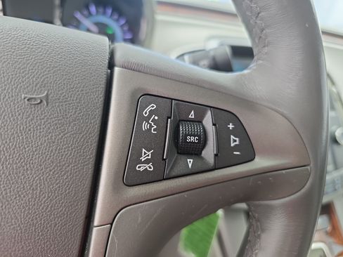 Used 2013 Buick LaCrosse FWD image 17