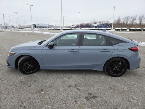 Used 2023 Honda Civic Sport image 14