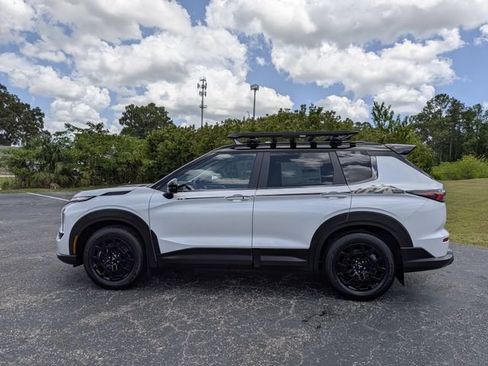 New 2026 Mitsubishi Outlander AWD image 6