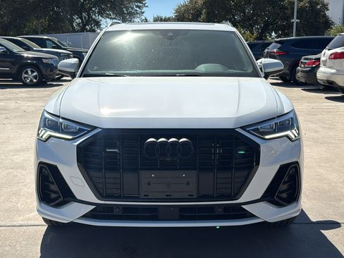 Used 2023 Audi Q3 2.0T Premium Plus w/ Premium Plus Package image 2
