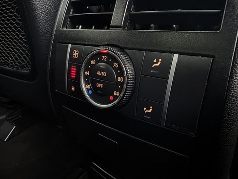 Used 2012 Mercedes-Benz GL 450 4MATIC image 21