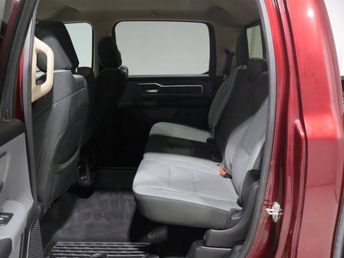 Used 2019 RAM 1500 Big Horn AWD/4WD image 18