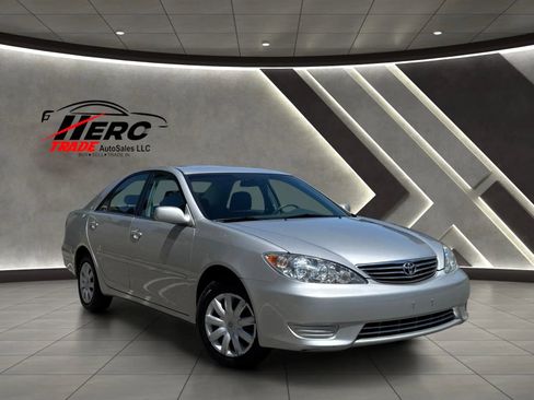 Used 2005 Toyota Camry LE FWD image 51