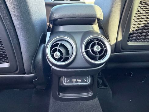 Used 2024 Alfa Romeo Stelvio Sprint AWD/4WD image 29