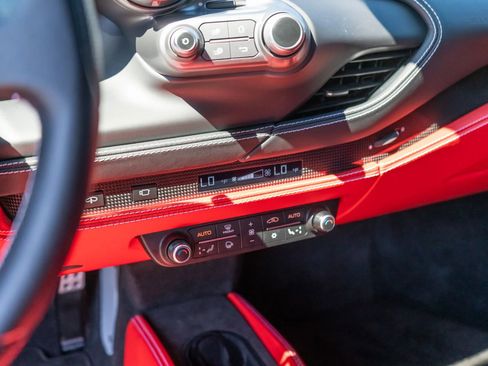 Used 2021 Ferrari F8 Tributo RWD image 60