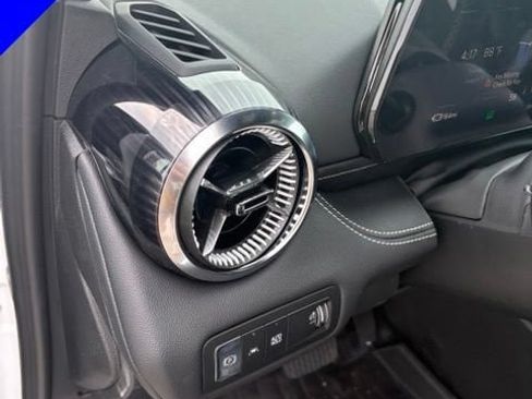 New 2026 Chevrolet Blazer EV LT AWD/4WD image 11