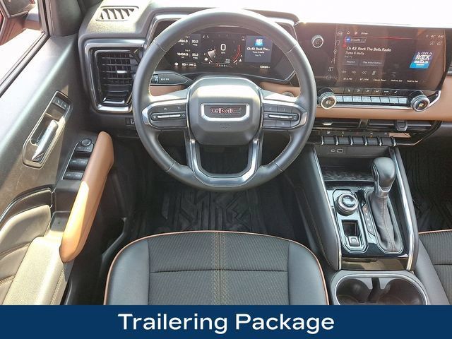 Used 2024 GMC Canyon AT4 AWD/4WD image 3