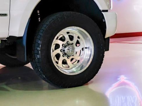 Used 2017 Ford F250 Platinum w/ Platinum Ultimate Package image 54