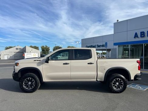Used 2026 Chevrolet Silverado 1500 ZR2 w/ Dark Appearance Package AWD/4WD image 12
