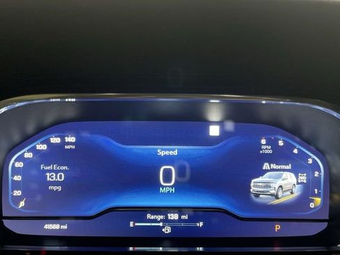 Used 2022 Chevrolet Tahoe Z71 w/ Luxury Package image 15