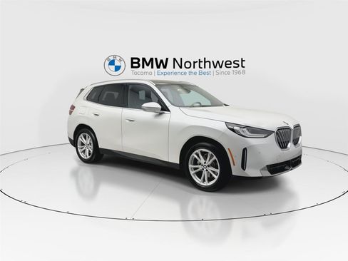 Used 2025 BMW X3 xDrive30 w/ Convenience Package AWD/4WD image 6