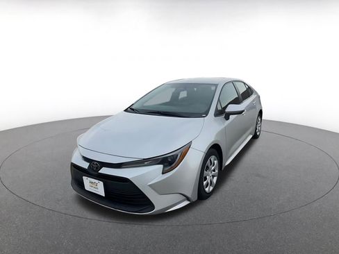 Used 2024 Toyota Corolla LE image 7