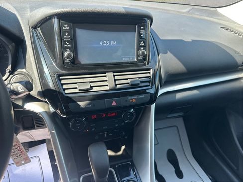 Used 2024 Mitsubishi Eclipse Cross ES AWD/4WD image 25