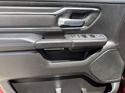 Used 2025 RAM 1500 Big Horn AWD/4WD image 9