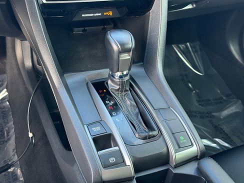 Used 2021 Honda Civic Sport image 32