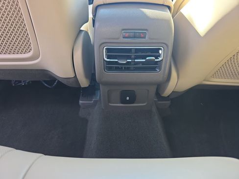 Used 2022 Lincoln Corsair Reserve w/ Equipment Group 201A image 39