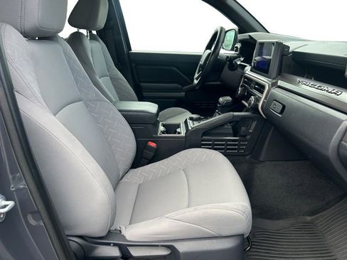 Certified 2024 Toyota Tacoma SR5 AWD/4WD image 16