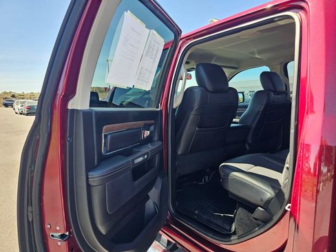 Used 2017 RAM 1500 Laramie w/ Convenience Group AWD/4WD image 16