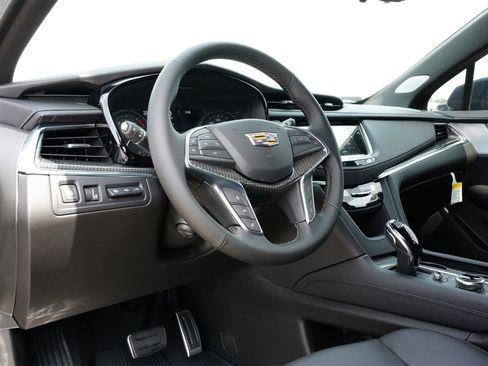 New 2025 Cadillac XT5 Sportv w/ LPO, Red Accent Package image 17