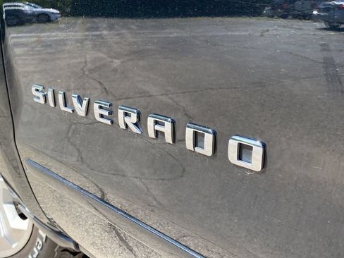 Used 2018 Chevrolet Silverado 1500 LT w/ All Star Edition AWD/4WD image 40