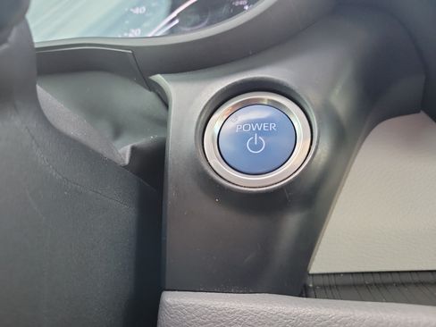 Used 2022 Toyota Sienna XSE FWD image 35