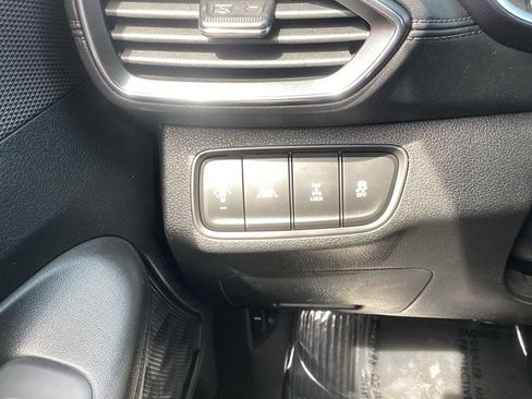 Used 2020 Hyundai Santa Fe SE w/ Cargo Package AWD/4WD image 27