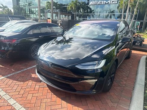 Used 2023 Tesla Model X AWD/4WD image 2