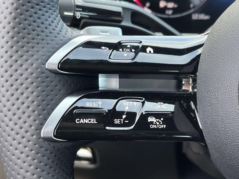 New 2025 Mercedes-Benz C 300 4MATIC Sedan image 30