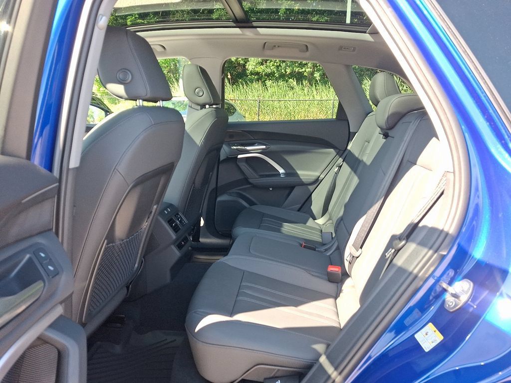 New 2026 Audi Q5 2.0T AWD/4WD image 5