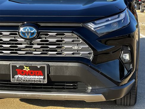 Used 2024 Toyota RAV4 Limited image 8