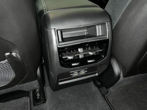 Certified 2023 Jeep Grand Cherokee Laredo image 22