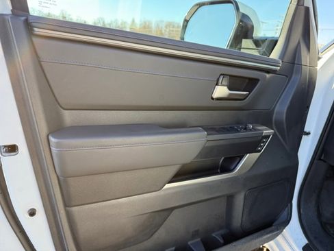 Used 2026 Toyota Sequoia Platinum image 24