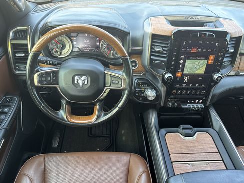 New 2023 GMC Savana 2500 w/ Driver Convenience Package image 18