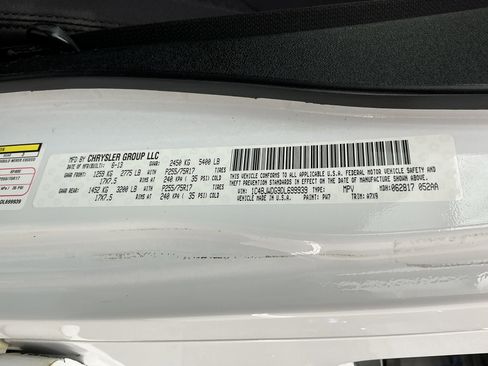 Used 2013 Jeep Wrangler Unlimited Sport image 14