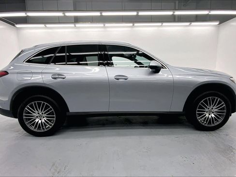 Used 2026 Mercedes-Benz GLC 300 image 6