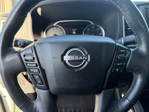 Certified 2022 Nissan Frontier SV RWD image 12