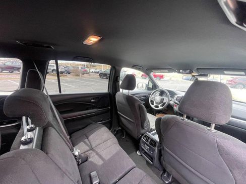 Used 2022 Honda Pilot Sport image 15