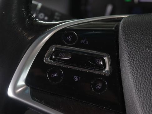 Used 2019 Cadillac XTS Luxury image 12