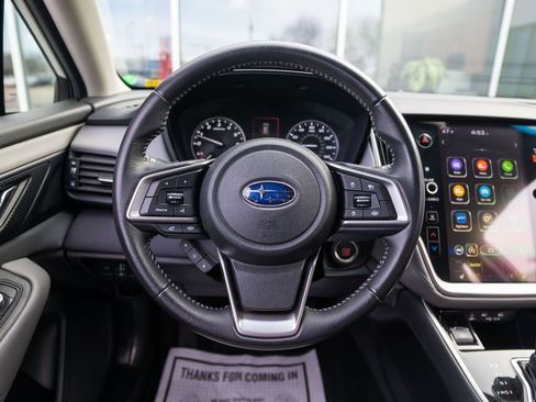 Used 2022 Subaru Outback Premium AWD/4WD image 16