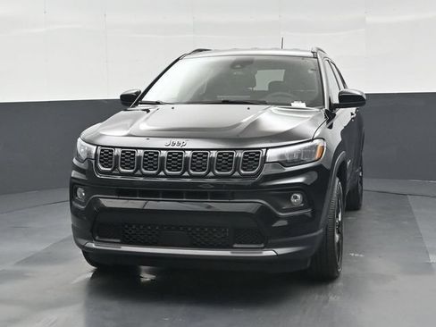 New 2026 Jeep Compass Latitude AWD/4WD image 32
